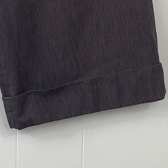 KENNETH Cole Reaction Beverly wide leg knee length grey pinstripe pants size 10 - Picture 4 of 8